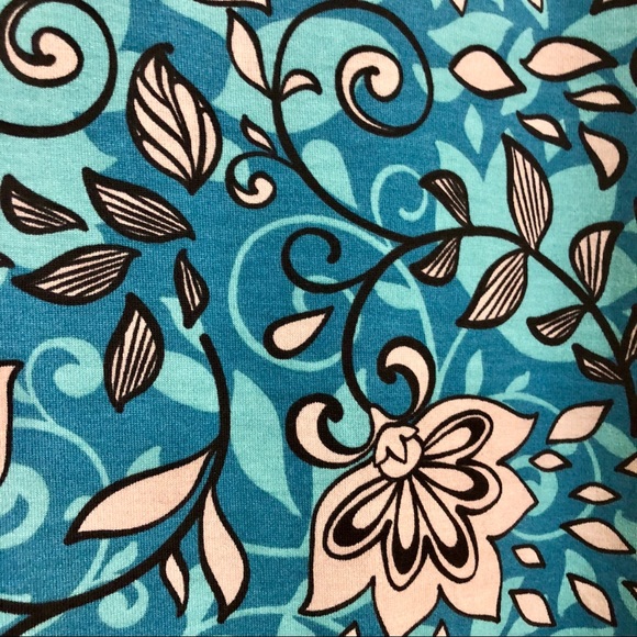 LuLaRoe Julia! - Picture 3 of 5